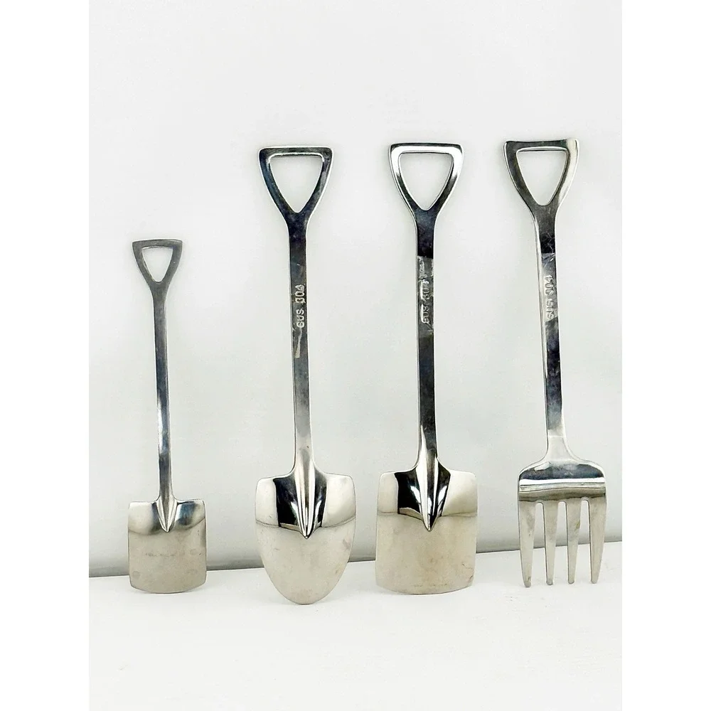 Shovel Novelty Cutlery Set Made In Japan.  Sus 304 Stainless Steel 6 & 5